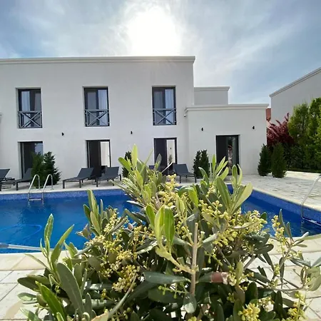 בית הארחה Ilios Adult Only 4*